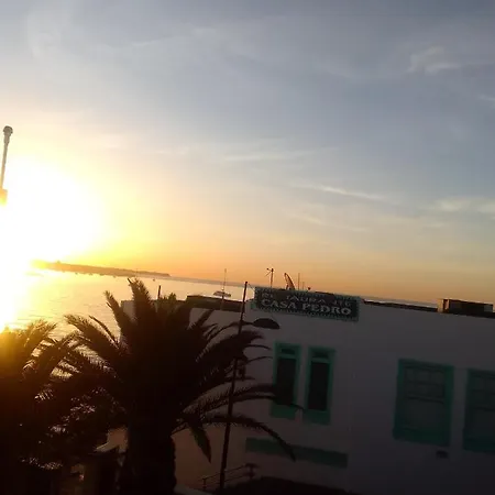 Sounds Of The Sea Apartman *